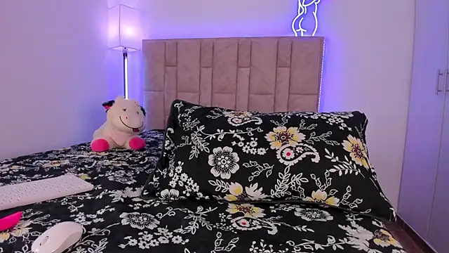 DannaTeen online show from 03/01/25, 12:17