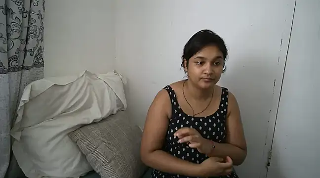 Indianbloom- online show from 03/03/25, 09:11