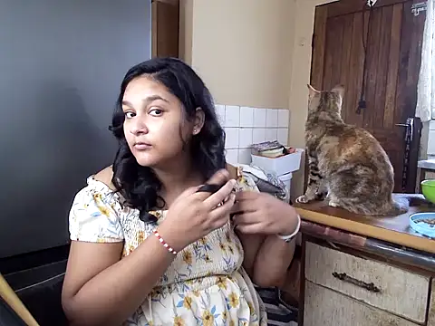 Indianbloom- online show from 09/11/25, 08:58