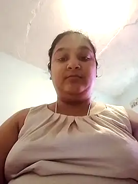 Indianbloom- online show from 11/17/25, 01:39