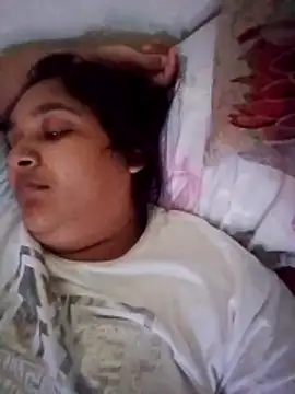 Indianbloom- online show from 12/16/25, 07:24