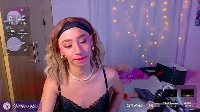 Snapshot of Littlebunny21 chatting on 12/04/24, 07:28 Littlebunny21 online show from 12/04/24, 07:28