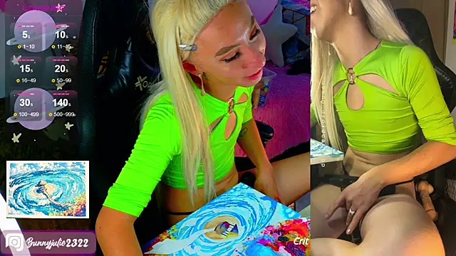 Snapshot of Littlebunny21 chatting on 02/07/25, 10:52 Littlebunny21 online show from 02/07/25, 10:52