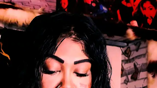 indian dreamgirl online show from 04/12/26, 10:09