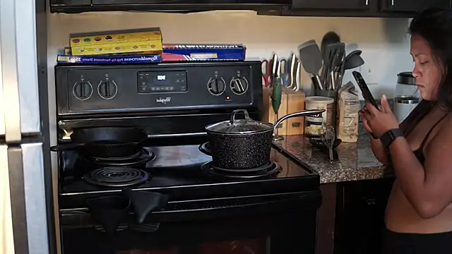 Bubbleliyah online show from 12/03/24, 03:00