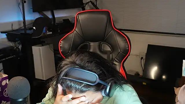 Bubbleliyah online show from 02/02/25, 11:53