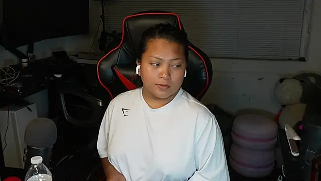 Bubbleliyah online show from 04/05/26, 05:48