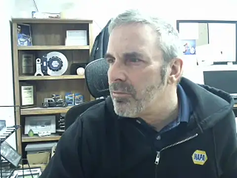 Snapshot of Russianjewel chatting on 02/12/25, 01:27 Russianjewel online show from 02/12/25, 01:27