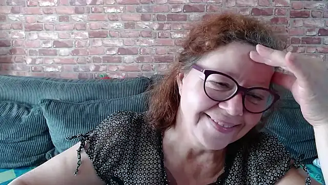 Snapshot of Adelewildx chatting on 12/13/24, 11:23 Adelewildx online show from 12/13/24, 11:23