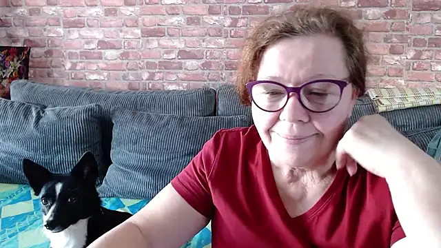 Snapshot of Adelewildx chatting on 02/08/25, 12:39 Adelewildx online show from 02/08/25, 12:39