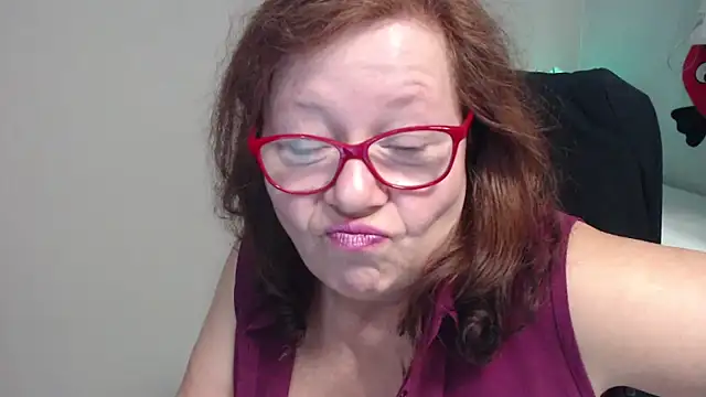 Snapshot of Adelewildx chatting on 03/10/25, 10:48 Adelewildx online show from 03/10/25, 10:48