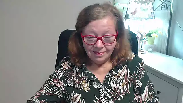 Snapshot of Adelewildx chatting on 09/25/25, 03:54 Adelewildx online show from 09/25/25, 03:54