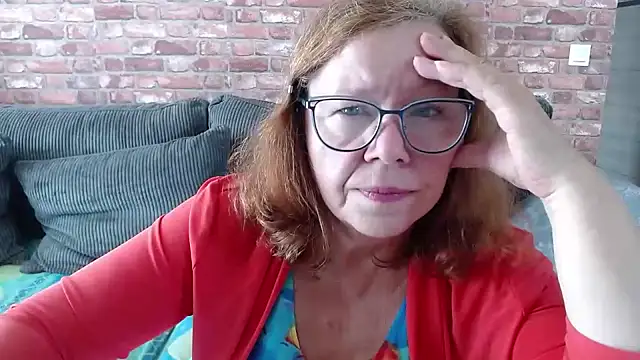 Snapshot of Adelewildx chatting on 09/27/25, 10:20 Adelewildx online show from 09/27/25, 10:20