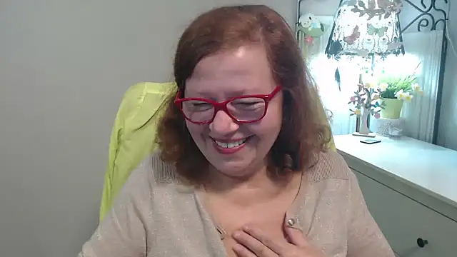 Snapshot of Adelewildx chatting on 10/08/25, 03:15 Adelewildx online show from 10/08/25, 03:15