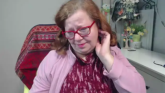 Snapshot of Adelewildx chatting on 11/05/25, 04:01 Adelewildx online show from 11/05/25, 04:01