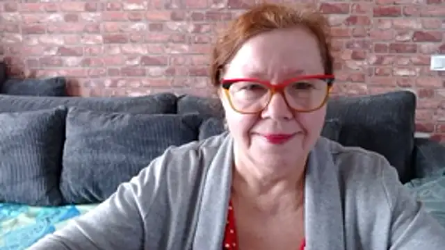 Snapshot of Adelewildx chatting on 12/14/25, 10:20 Adelewildx online show from 12/14/25, 10:20