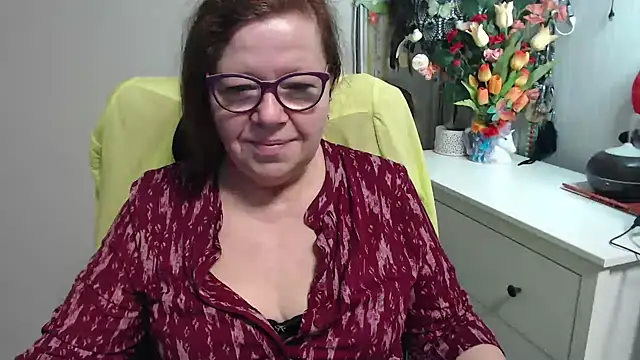 Adelewildx online show from 02/18/26, 04:30