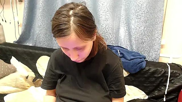 alisacucumber online show from 03/02/25, 08:07