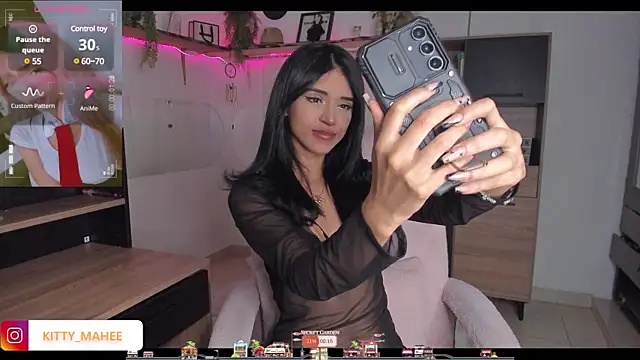 Snapshot of YourKatt chatting on 03/08/25, 01:50 YourKatt online show from 03/08/25, 01:50