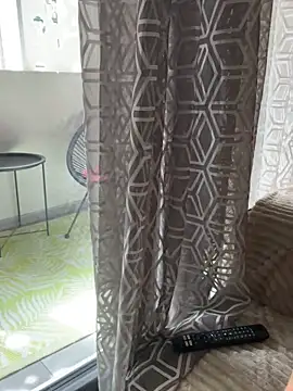 Liiaa online show from 04/28/26, 07:57