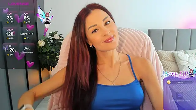 Snapshot of KerryCandy_Girl chatting on 12/12/24, 08:57 KerryCandy Girl online show from 12/12/24, 08:57
