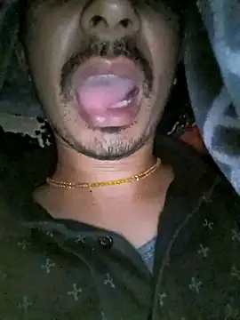 dreamtoungelick69 online show from 02/07/25, 11:45