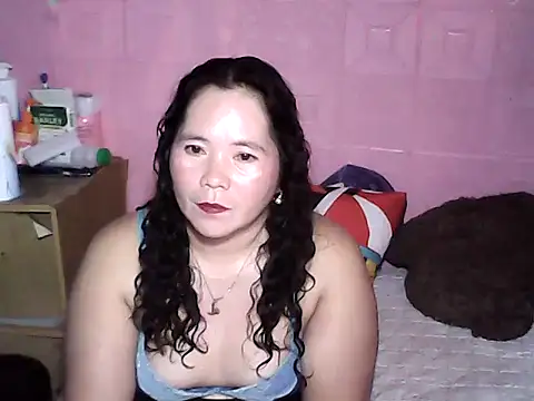Snapshot of hotpusie_4u chatting on 10/09/25, 04:05 hotpusie 4u online show from 10/09/25, 04:05