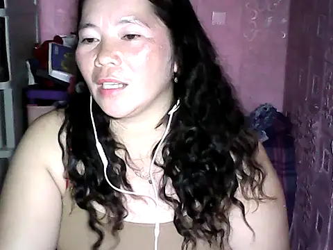 hotpusie 4u online show from 02/25/26, 05:06