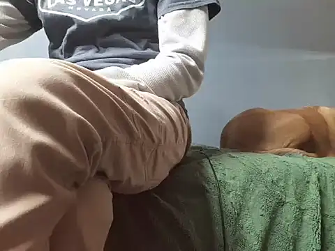 Snapshot of beobe74 chatting on 12/04/25, 06:27 beobe74 online show from 12/04/25, 06:27