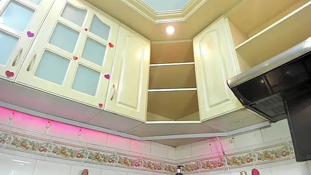 Snapshot of DakotaSexShow chatting on 01/18/25, 10:49 DakotaSexShow online show from 01/18/25, 10:49