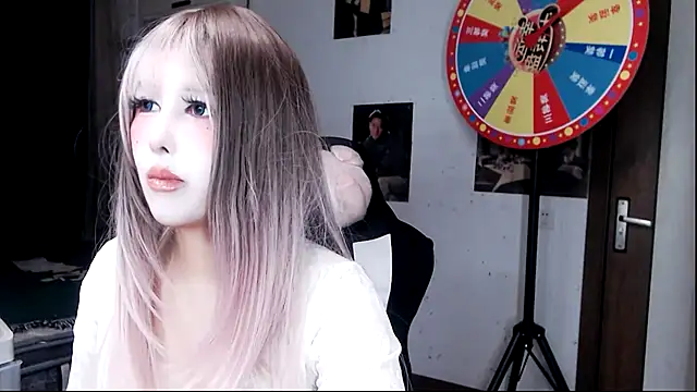 candy cola online show from 02/16/25, 01:25