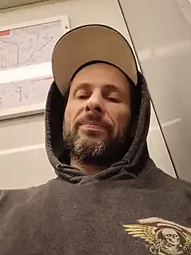 FireFox Feel online show from 03/07/25, 09:06