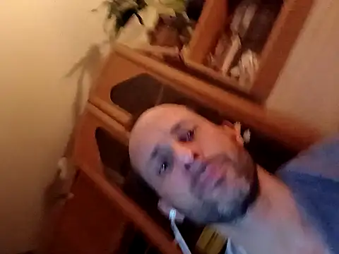 FireFox Feel online show from 03/12/25, 07:38