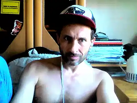 Snapshot of FireFox_Feel chatting on 03/16/25, 07:48 FireFox Feel online show from 03/16/25, 07:48