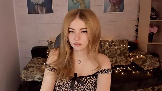 ViolettaLopez online show from 01/05/25, 02:41