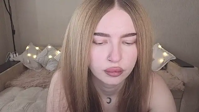 ViolettaLopez online show from 11/25/25, 10:26