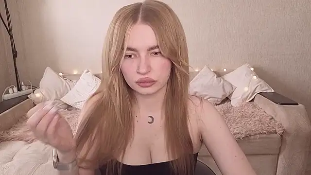 ViolettaLopez online show from 06/30/26, 11:00