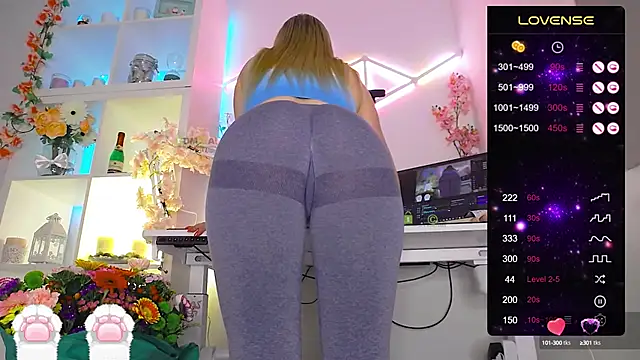 Elena-Marilyn online show from 03/12/25, 07:49