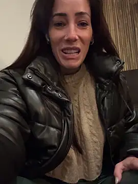 Snapshot of SweeetAlegra chatting on 02/28/25, 10:17 SweeetAlegra online show from 02/28/25, 10:17