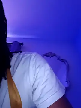 Snapshot of PrinceNoAlbert chatting on 02/14/25, 01:29 PrinceNoAlbert online show from 02/14/25, 01:29