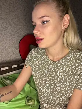 Snapshot of SIMBA_BOS chatting on 12/03/25, 02:19 SIMBA BOS online show from 12/03/25, 02:19