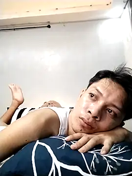 Snapshot of urpinoyasian chatting on 11/09/25, 12:25 urpinoyasian online show from 11/09/25, 12:25