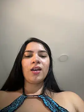 Snapshot of _queen_sofia chatting on 02/10/25, 02:19 queen sofia online show from 02/10/25, 02:19