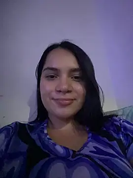 Snapshot of _queen_sofia chatting on 02/14/25, 04:04 queen sofia online show from 02/14/25, 04:04