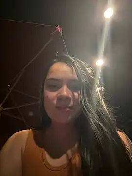 Snapshot of _queen_sofia chatting on 02/21/25, 03:12 queen sofia online show from 02/21/25, 03:12