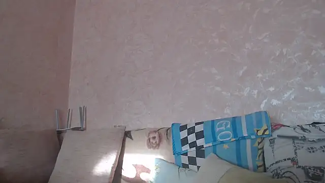 Amy August online show from 03/06/25, 01:57