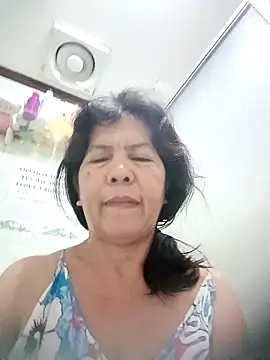 TropicalFlower online show from 10/09/25, 02:04