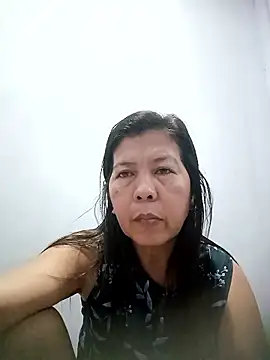 Snapshot of TropicalFlower chatting on 01/07/26, 11:29 TropicalFlower online show from 01/07/26, 11:29