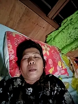 Snapshot of TropicalFlower chatting on 02/17/26, 12:34 TropicalFlower online show from 02/17/26, 12:34