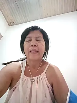 TropicalFlower online show from 04/17/26, 08:12